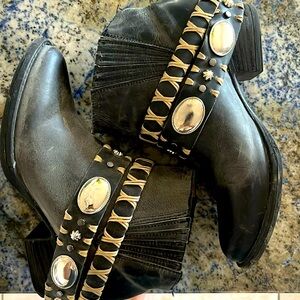 Circle G handmade in Mexico boho booties